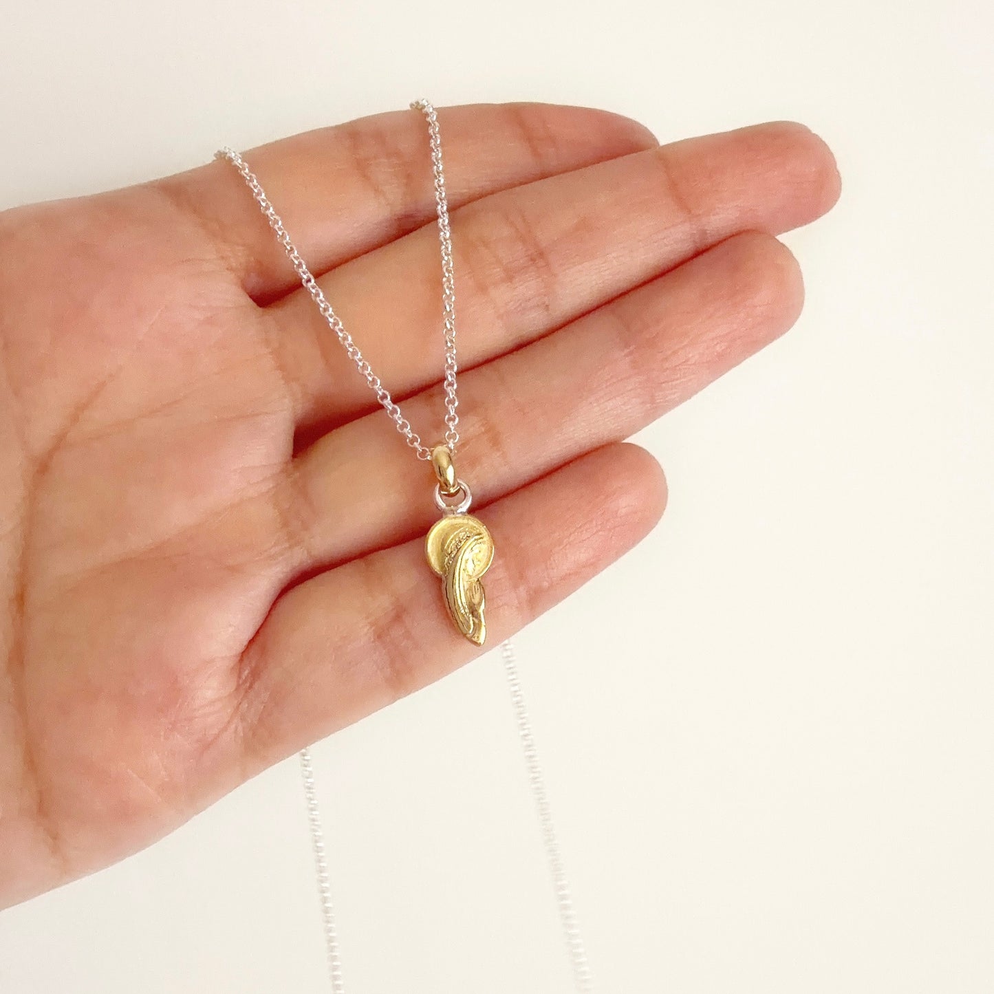 Collar María