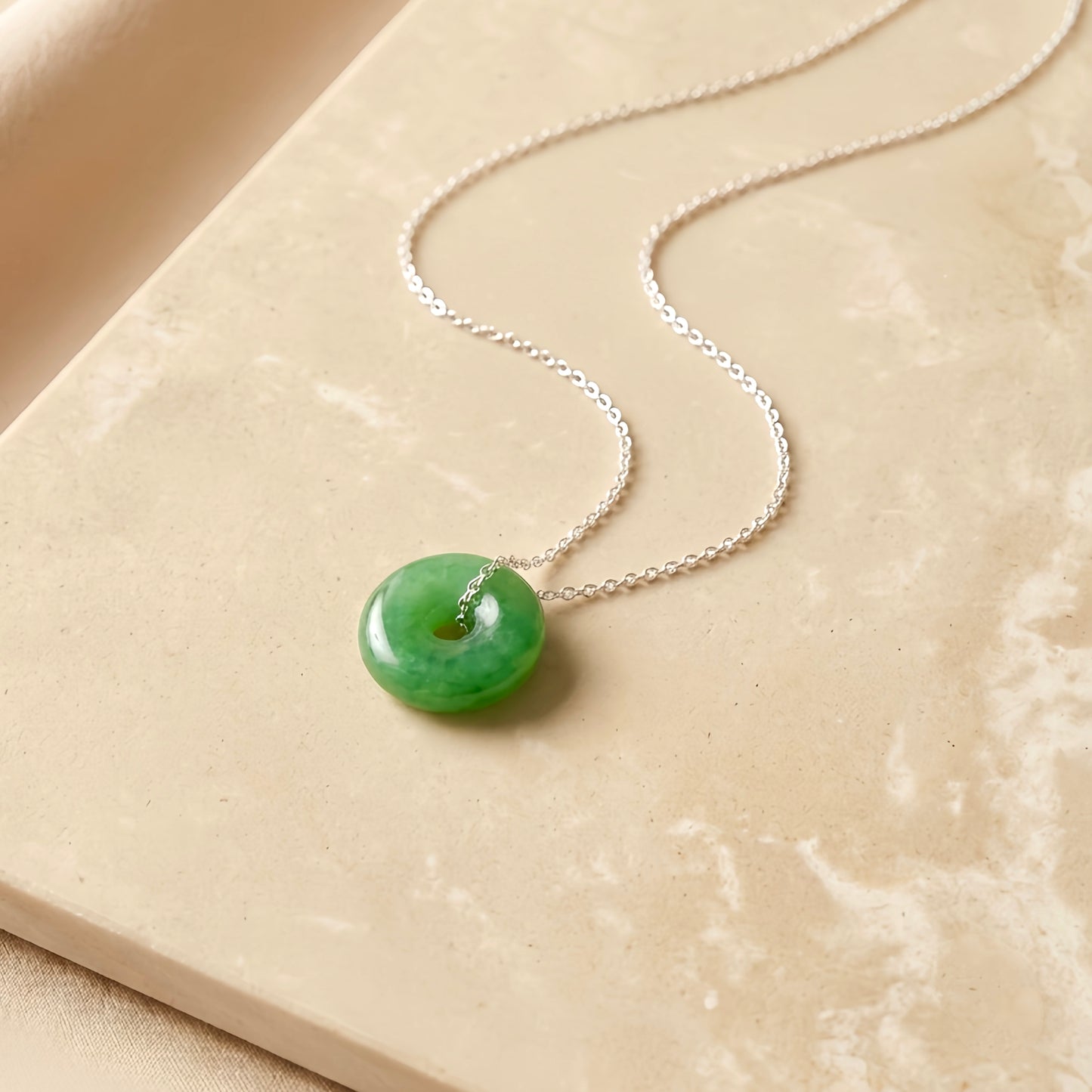 Collar Jade Hindú