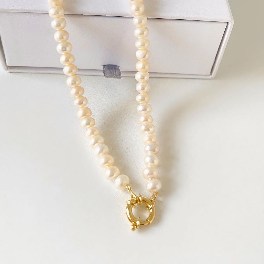 Gold Pearl Necklace